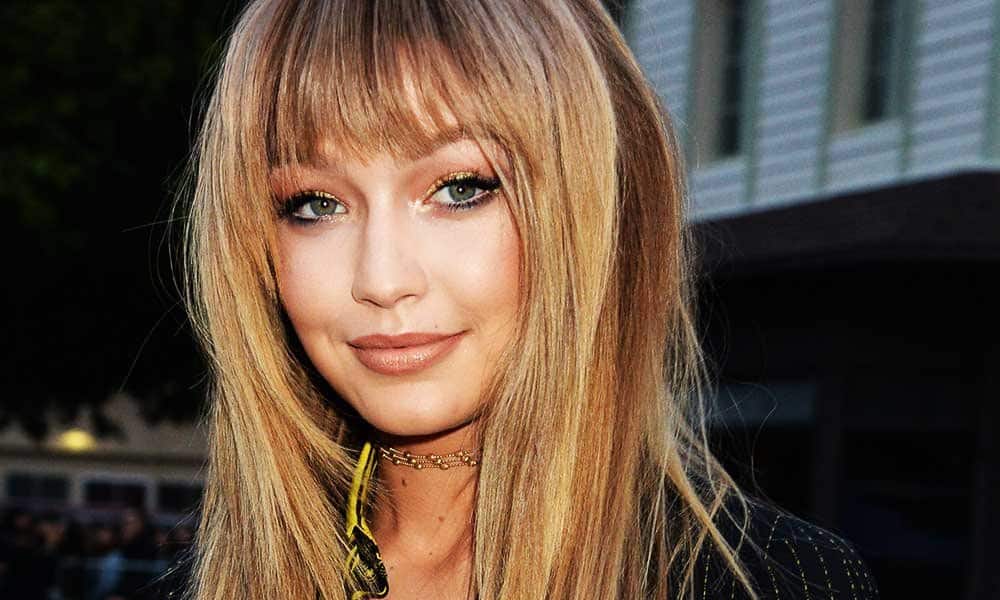 Astuces de coiffure pour vous aider a sembler plus jeune