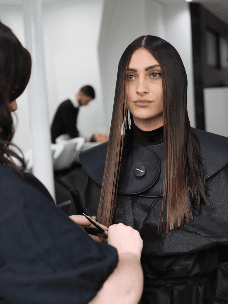 Paris Hair Salon - Styling / Finish Paris 75012 Hair Salon - Styling / Finish
