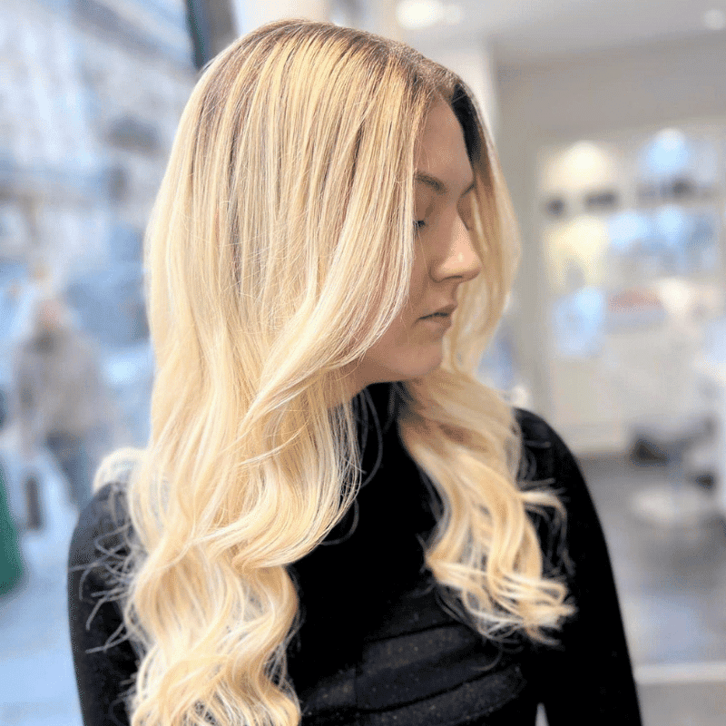 Women's Hairdresser in Paris () Women's hairdresser in Paris ()