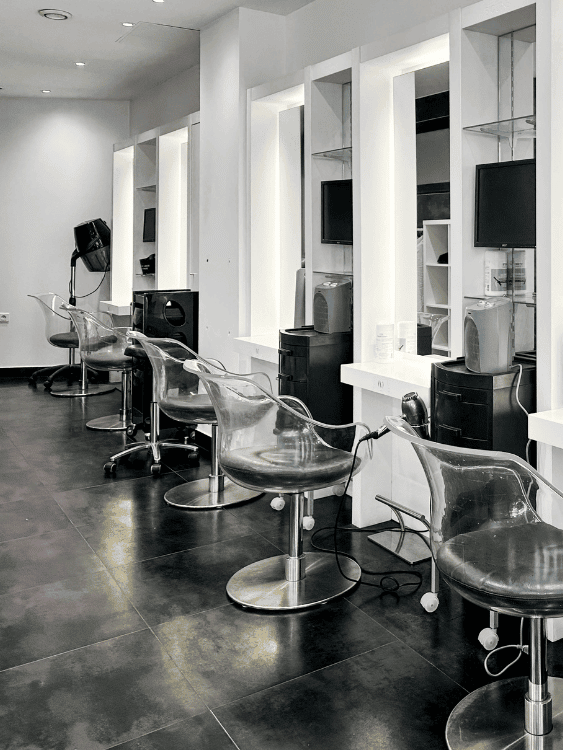Valessio Hairdresser in Paris () Valessio hairdresser in Paris ()