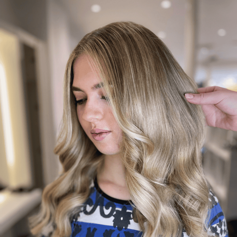 Valessio Coloration Coiffeur Colorist () Valessio Coloration Coiffeur Colorist ()